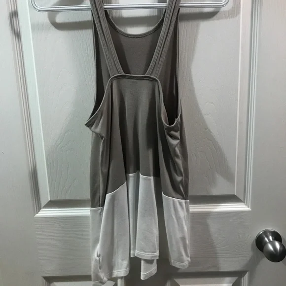 LOLE Tank Top - Picture 2 of 7